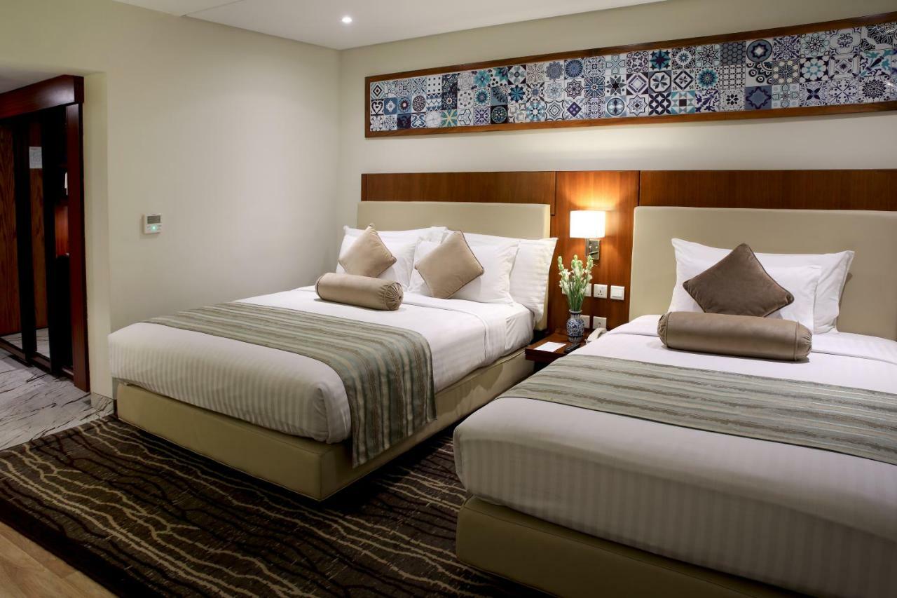 Avari Xpress Multan Luaran gambar