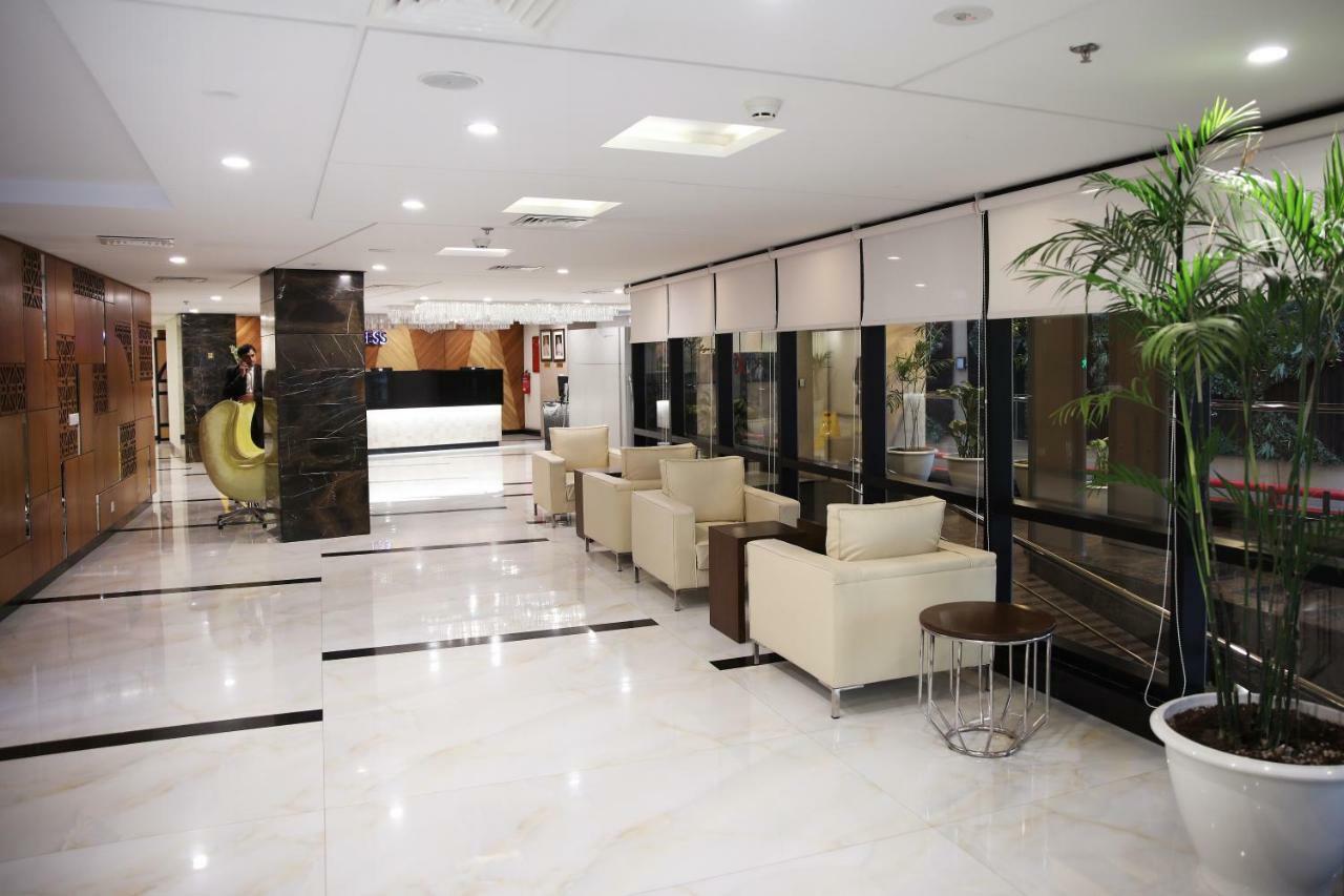Avari Xpress Multan Luaran gambar