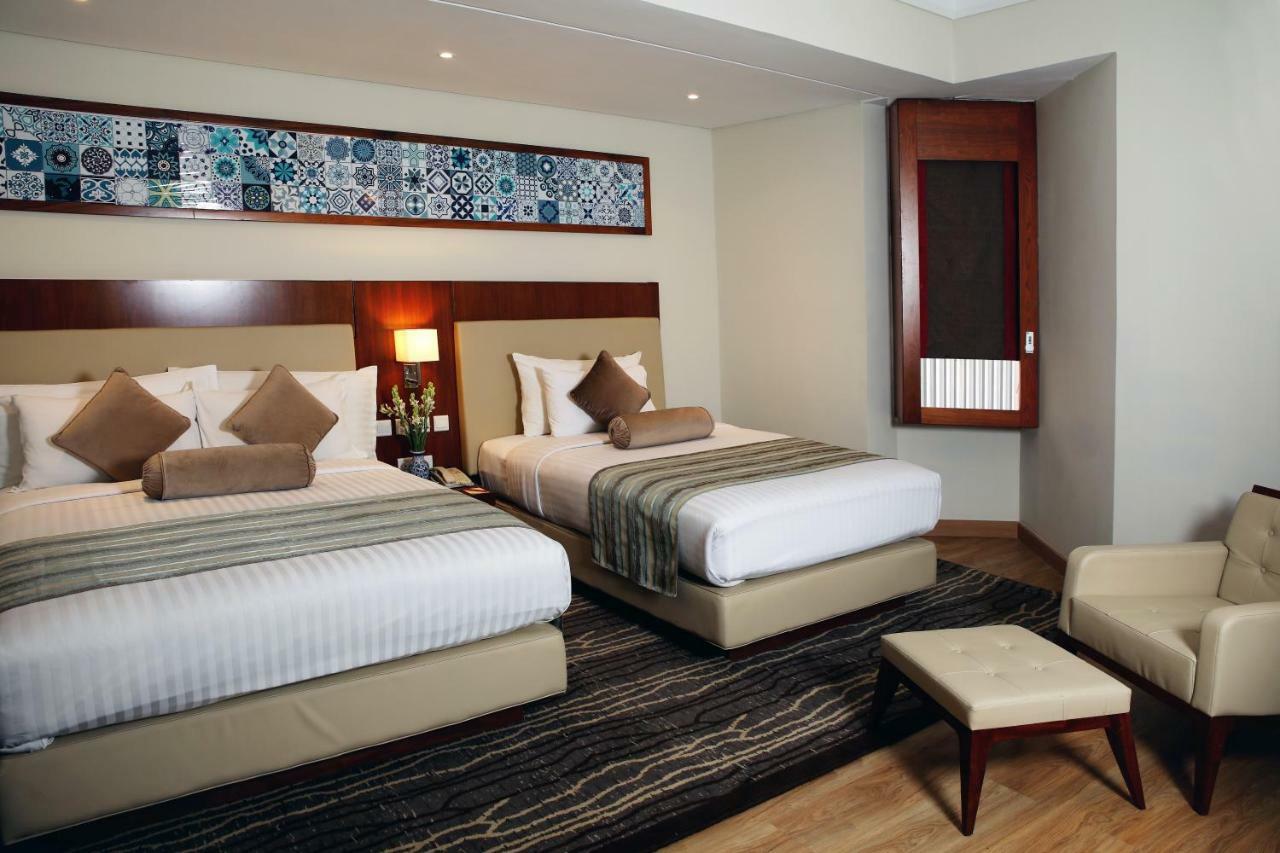Avari Xpress Multan Luaran gambar